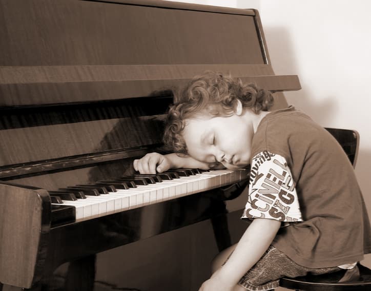 of students practise regularly between lessons